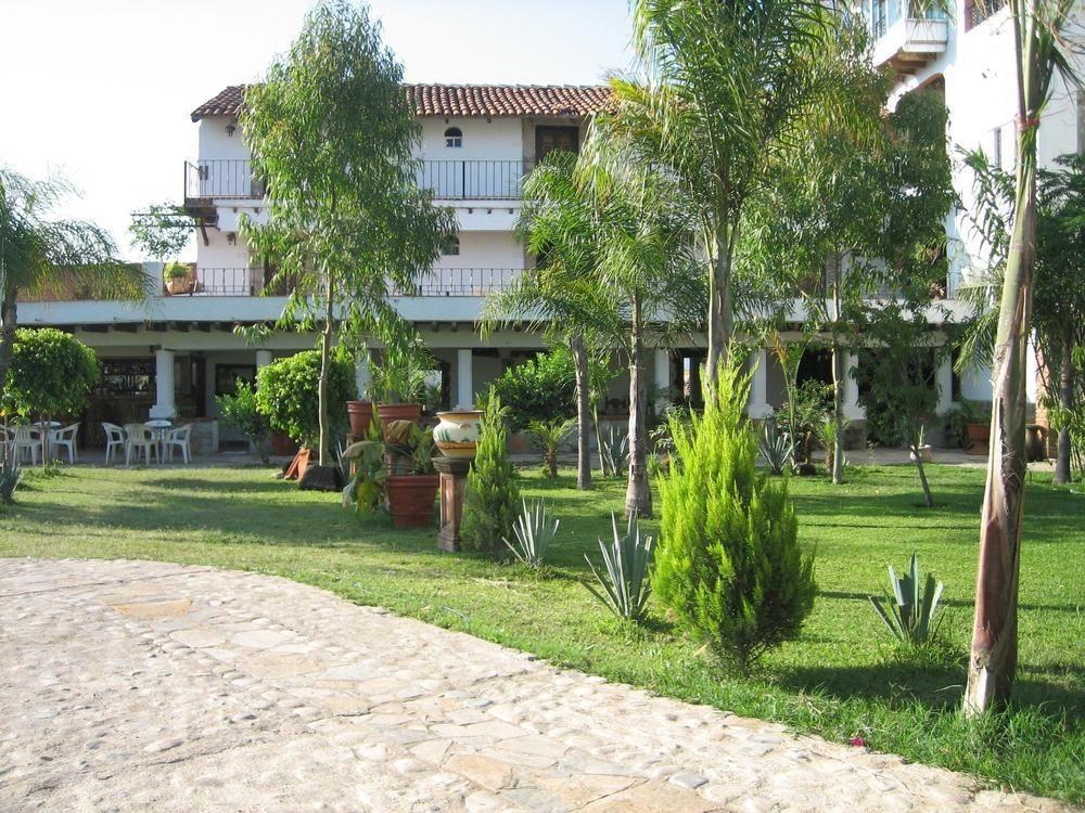 Hotel Hacienda la Puerta de Enmedio Mascota Exterior foto