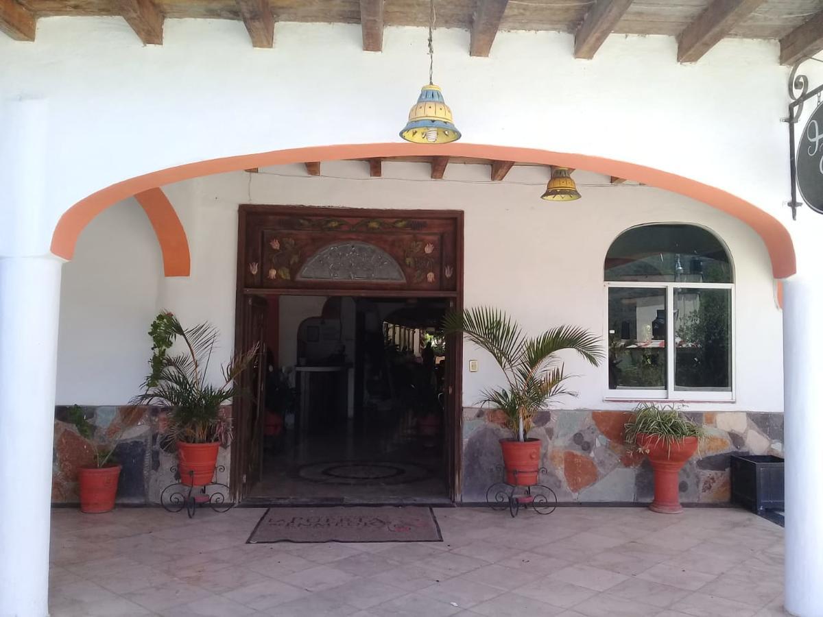 Hotel Hacienda la Puerta de Enmedio Mascota Exterior foto